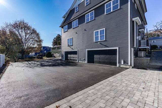 33 Peirce Street 1, Waltham, MA 02453