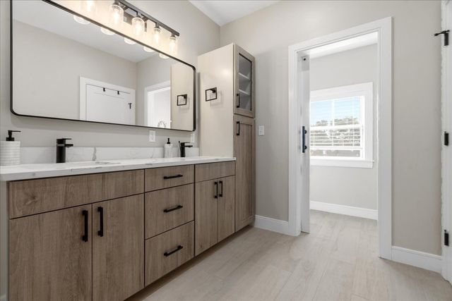 33 Peirce Street 1, Waltham, MA 02453