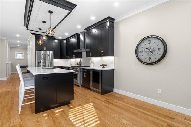 33 Peirce Street 1, Waltham, MA 02453