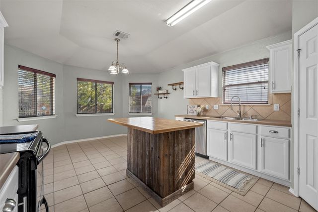 233 Memory LN, Harker Heights, TX 76548