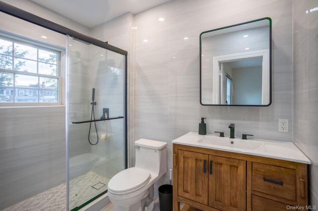 70-24 Utopia Parkway, Fresh Meadows, NY 11365
