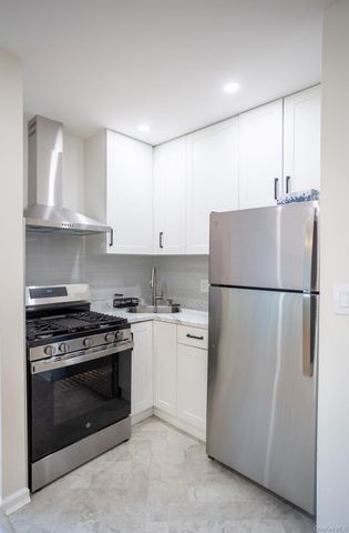 70-24 Utopia Parkway, Fresh Meadows, NY 11365