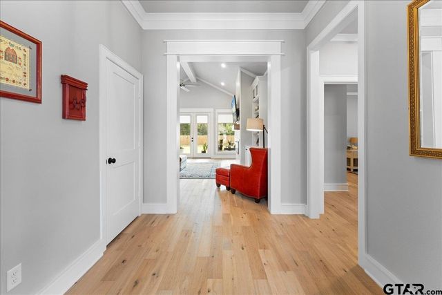 416 Deer Point Cove, Chandler, TX 75758