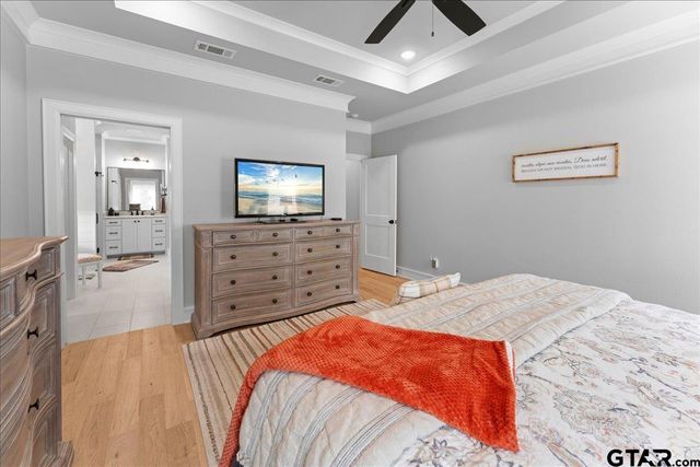 416 Deer Point Cove, Chandler, TX 75758