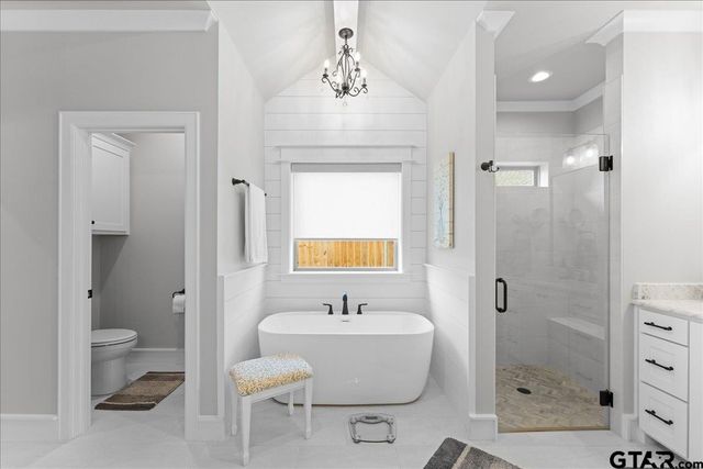 416 Deer Point Cove, Chandler, TX 75758