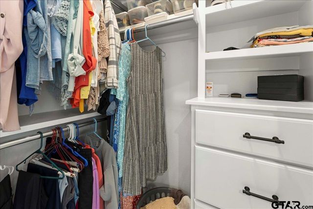 416 Deer Point Cove, Chandler, TX 75758