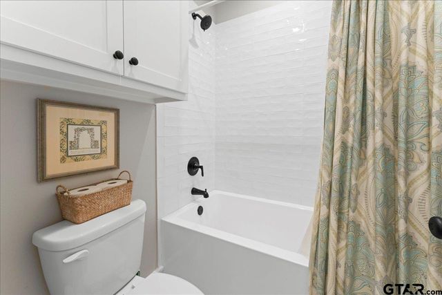 416 Deer Point Cove, Chandler, TX 75758