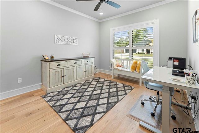 416 Deer Point Cove, Chandler, TX 75758