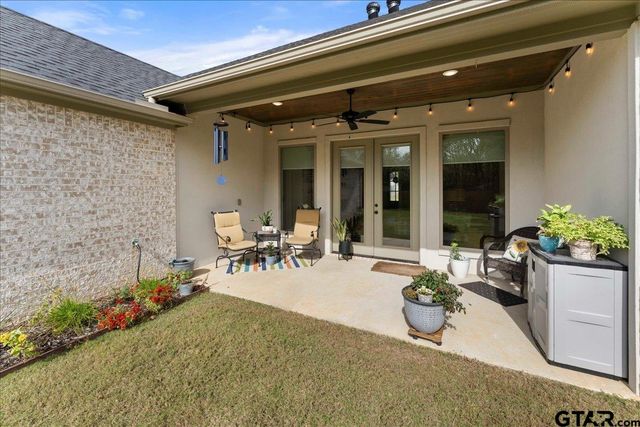 416 Deer Point Cove, Chandler, TX 75758