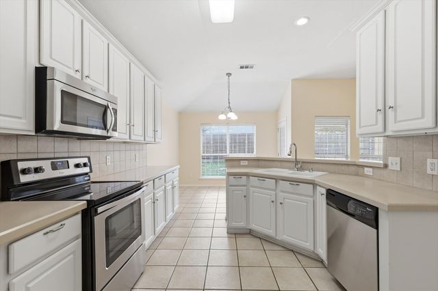 1503 Nightingale Lane, Corinth, TX 76210