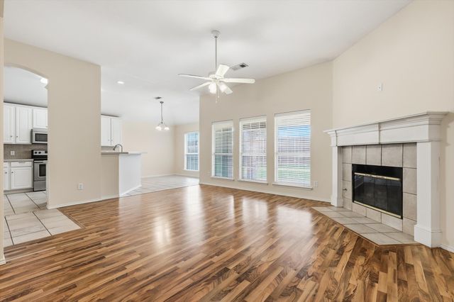 1503 Nightingale Lane, Corinth, TX 76210