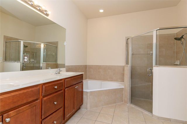 17031 SW 92nd St 17031, Miami, FL 33196