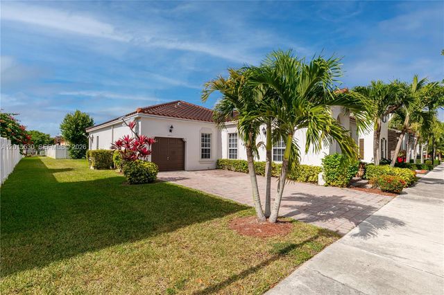 17031 SW 92nd St 17031, Miami, FL 33196
