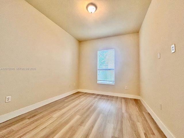 17031 SW 92nd St 17031, Miami, FL 33196