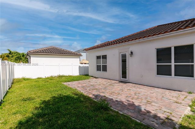 17031 SW 92nd St 17031, Miami, FL 33196