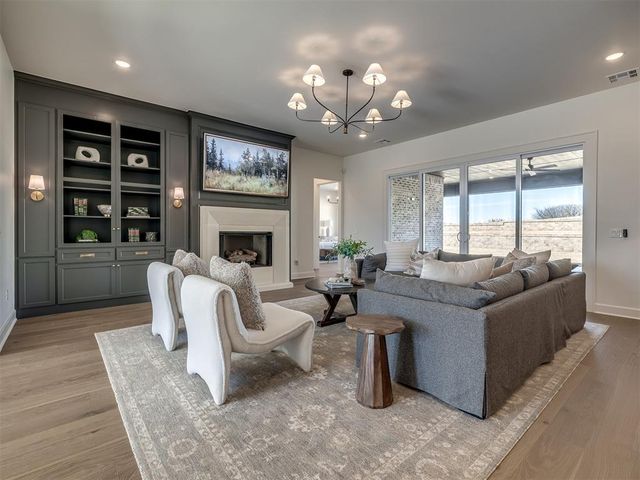9401 Far Hills Court, Arcadia, OK 73007