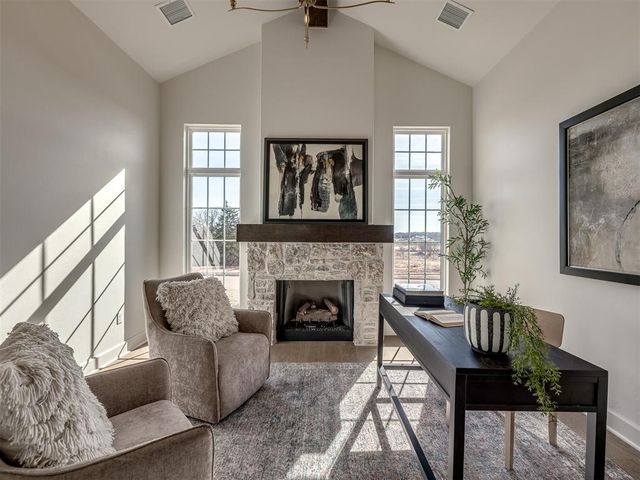 9401 Far Hills Court, Arcadia, OK 73007