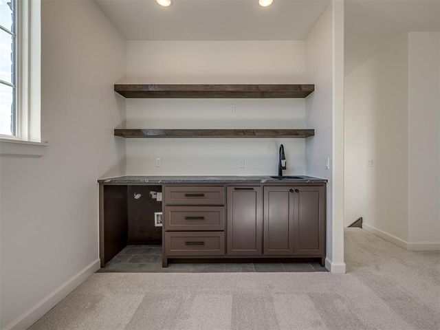 9401 Far Hills Court, Arcadia, OK 73007