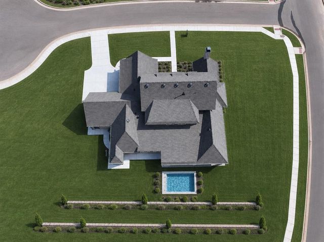 9401 Far Hills Court, Arcadia, OK 73007