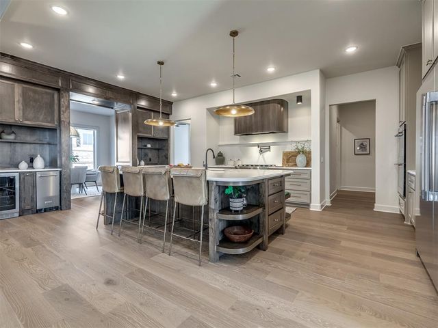 9401 Far Hills Court, Arcadia, OK 73007
