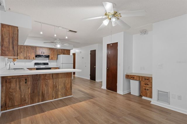 7095 W GREENWOOD LANE, Crystal River, FL 34429