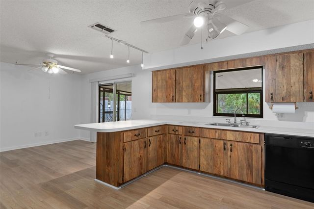 7095 W GREENWOOD LANE, Crystal River, FL 34429