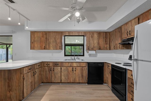 7095 W GREENWOOD LANE, Crystal River, FL 34429