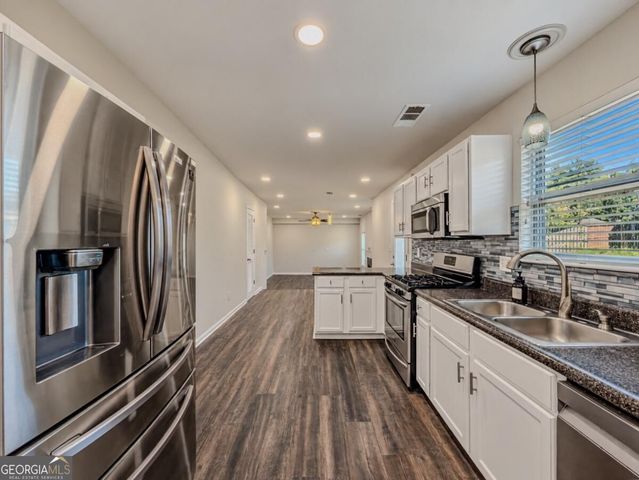 4896 Laythan Jace Court SW, Snellville, GA 30039