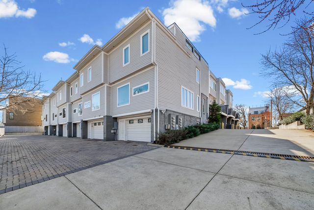 1240 2nd Ave S Apt 10, Nashville, TN 37210