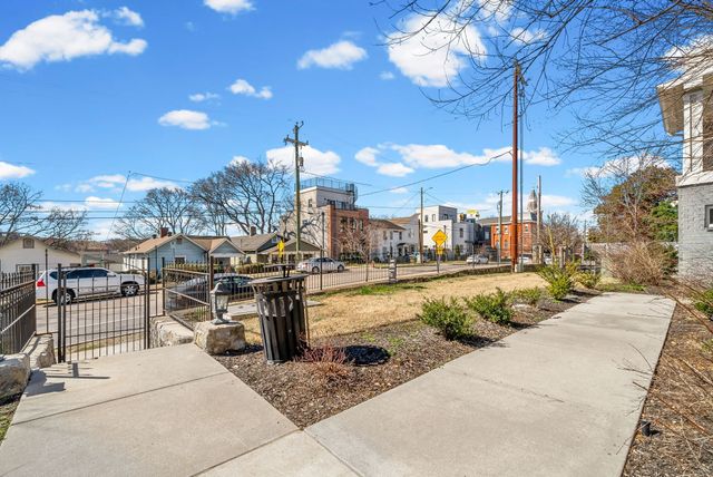 1240 2nd Ave S Apt 10, Nashville, TN 37210