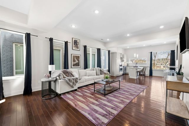 1240 2nd Ave S Apt 10, Nashville, TN 37210