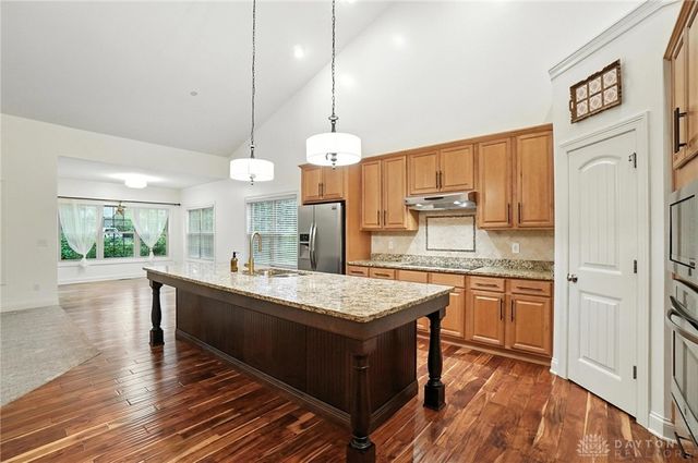 9266 Ridings Boulevard, Dayton, OH 45458