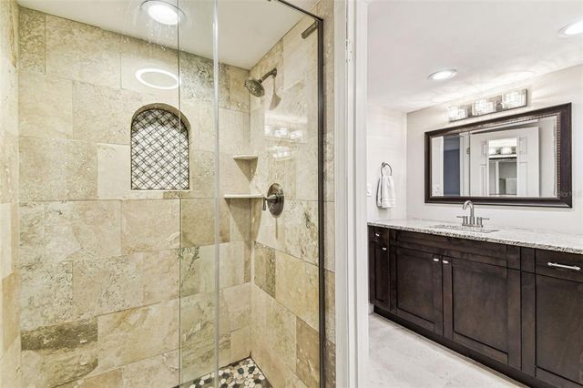 2515 S YSABELLA AVENUE, Tampa, FL 33629