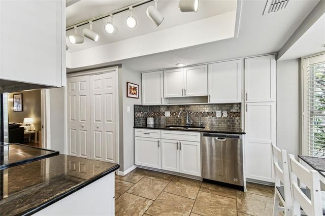 2515 S YSABELLA AVENUE, Tampa, FL 33629