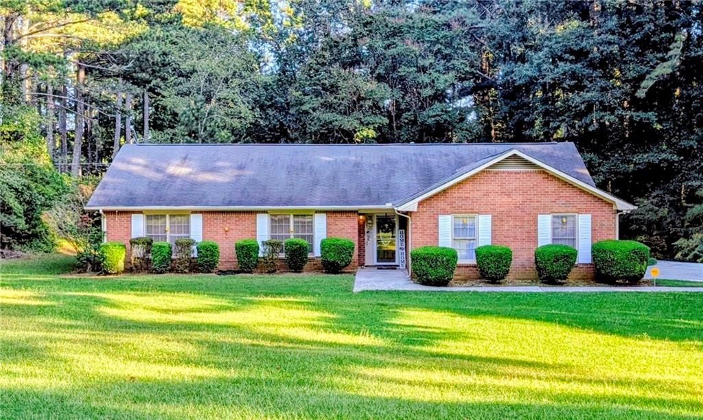 100 Whitney Way, Fayetteville, GA 30214