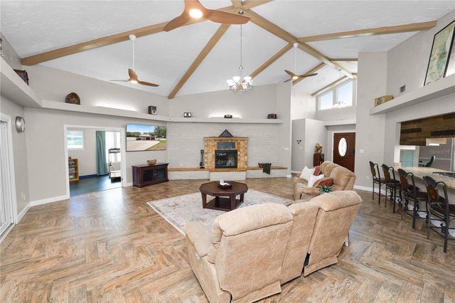 6230 FORESTWOOD DRIVE W, Lakeland, FL 33811
