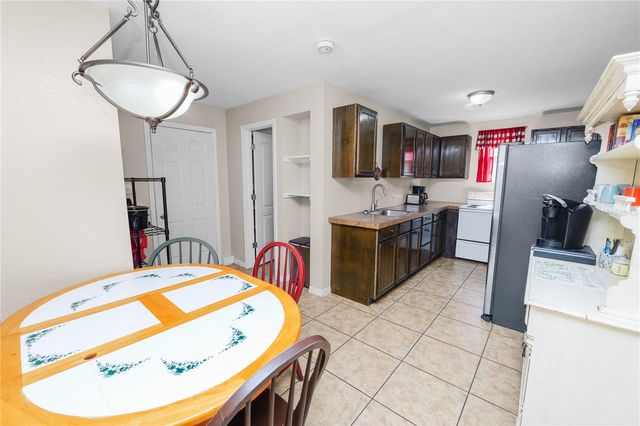 6230 FORESTWOOD DRIVE W, Lakeland, FL 33811