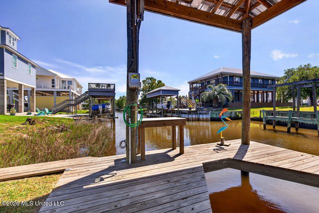 96 Fiber Street, Bay Saint Louis, MS 39520