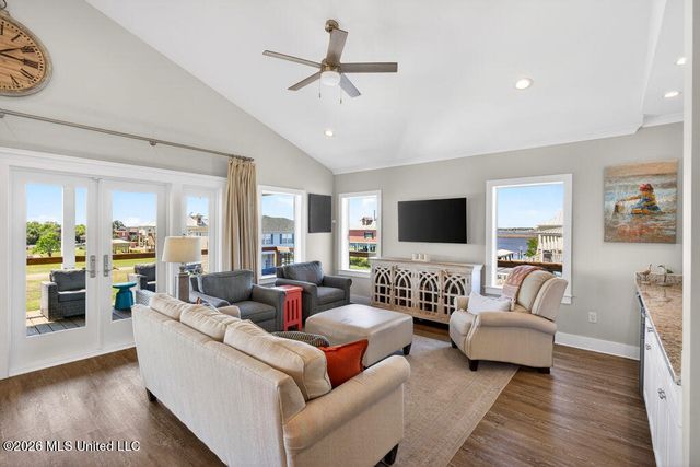 96 Fiber Street, Bay Saint Louis, MS 39520