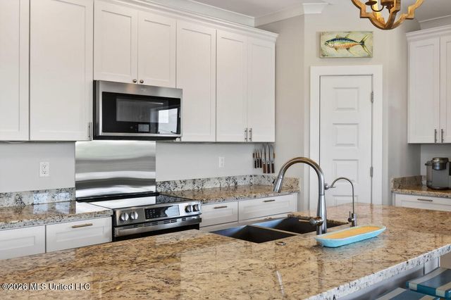 96 Fiber Street, Bay Saint Louis, MS 39520