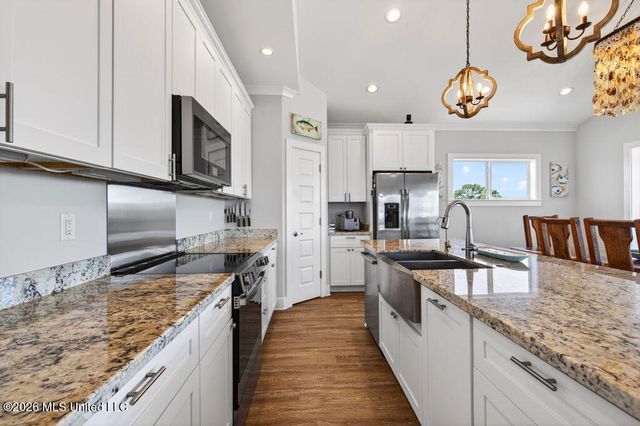 96 Fiber Street, Bay Saint Louis, MS 39520