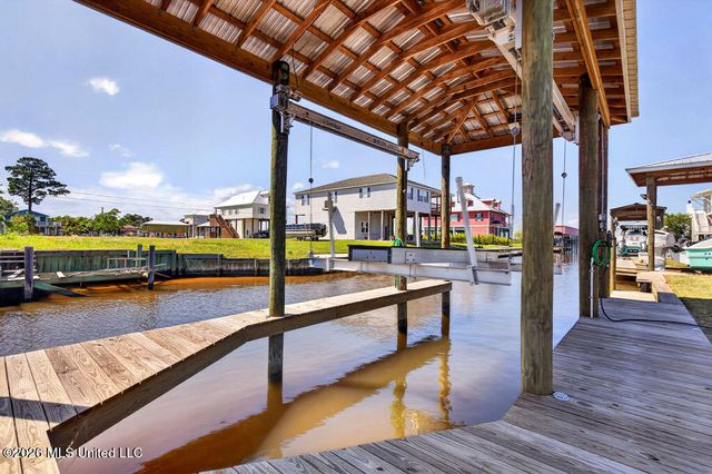 96 Fiber Street, Bay Saint Louis, MS 39520