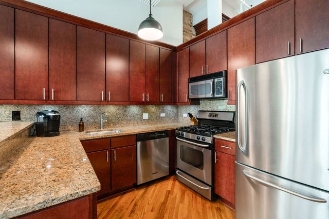 601 Linden Place 121, Evanston, IL 60202