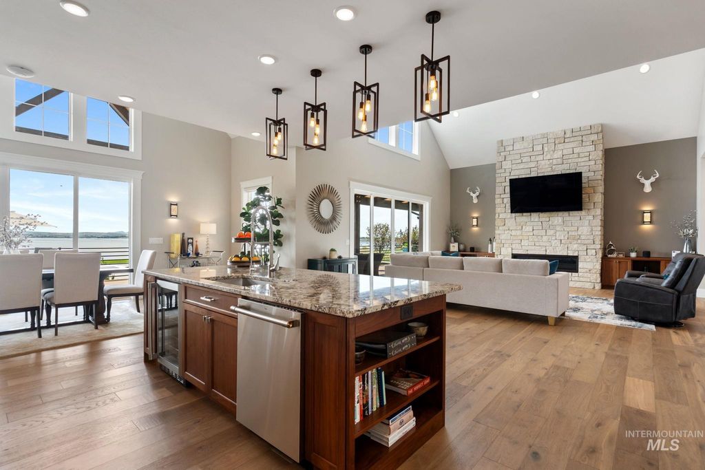 281 Lakeshore Dr, American Falls, ID 83211 photo 12