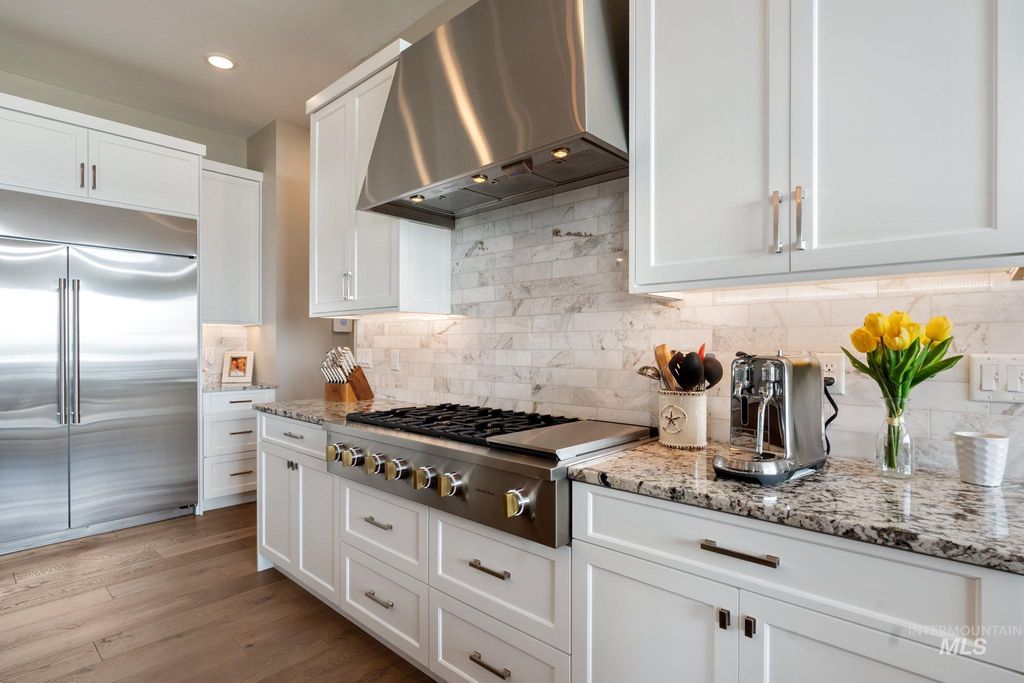 281 Lakeshore Dr, American Falls, ID 83211 photo 13