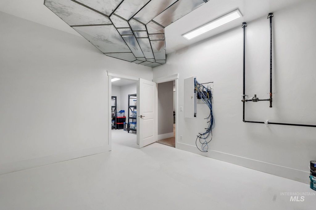 281 Lakeshore Dr, American Falls, ID 83211 photo 40