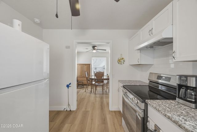 828 S Porter Avenue, Joplin, MO 64801