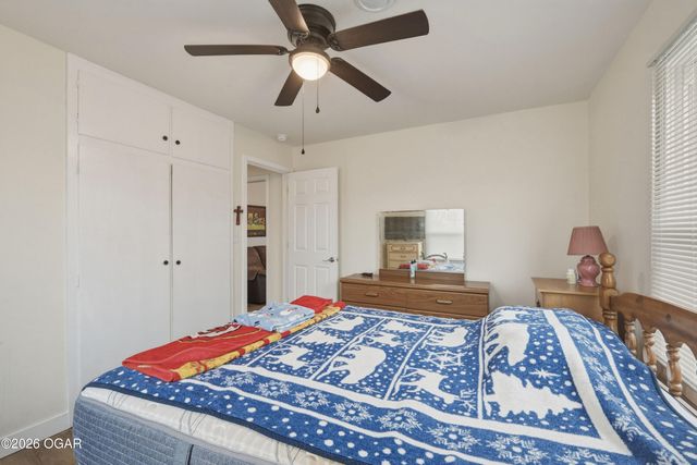 828 S Porter Avenue, Joplin, MO 64801