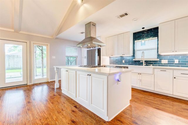 2103 Bethlehem Street, Houston, TX 77018