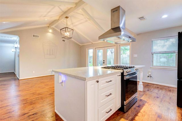 2103 Bethlehem Street, Houston, TX 77018